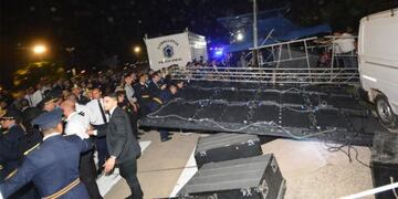 La pantalla led cayó sobre un operario\u002E