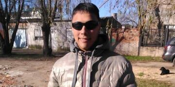 Juan busca recuperar su vista con un tratamiento\u002E (Facebook)