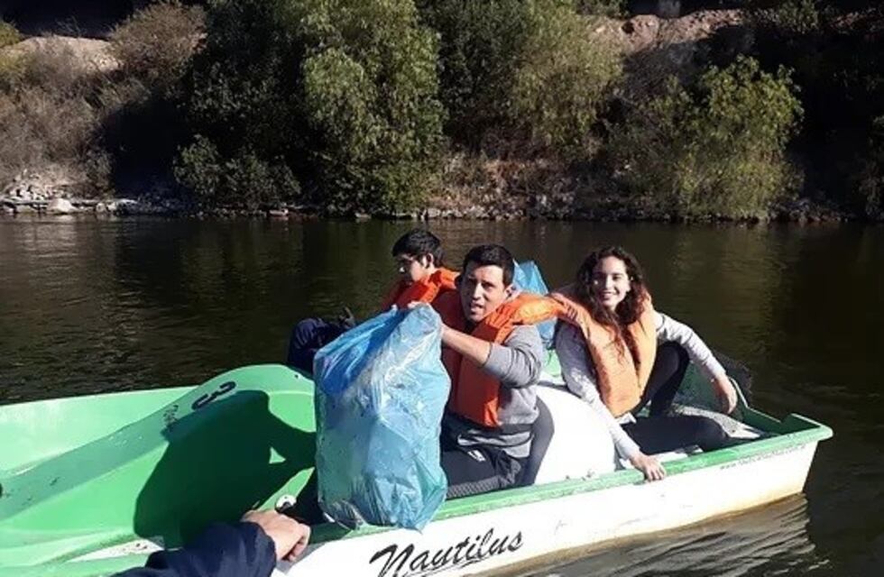 Sacaron más de 300 kilos de basura del lago Potrero de los Funes