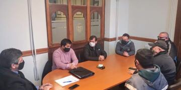 Funcionarios Municipales se reunieron titulares de espacios dedicados a la práctica del fútbol