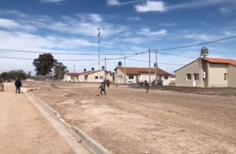 La policía custodia el barrio Bidegain ante rumores de usurpación