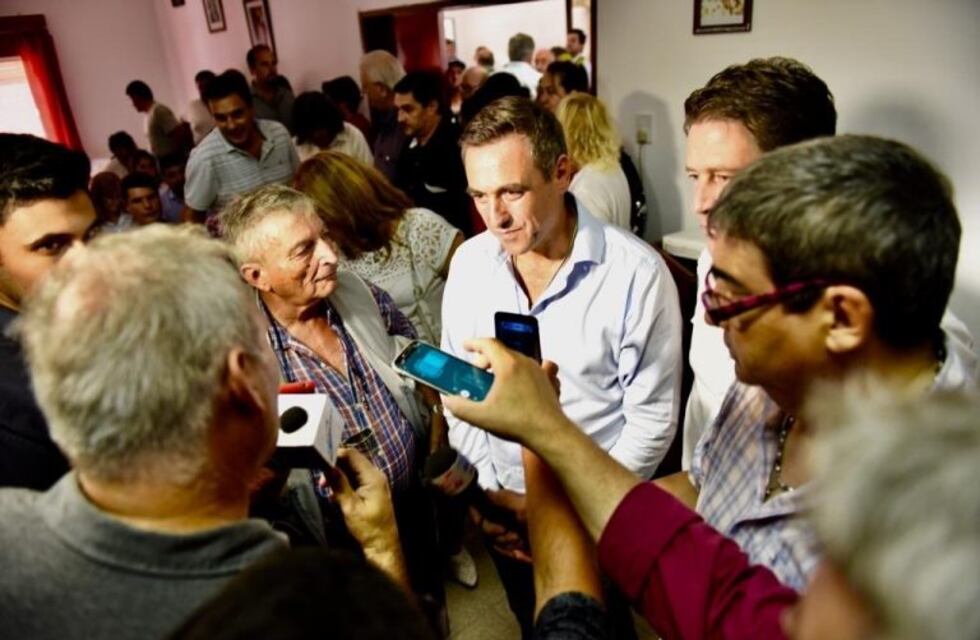 Mestre anunció que si no se habilita la interna, pedirá al congreso de la UCR ir con la Lista 3