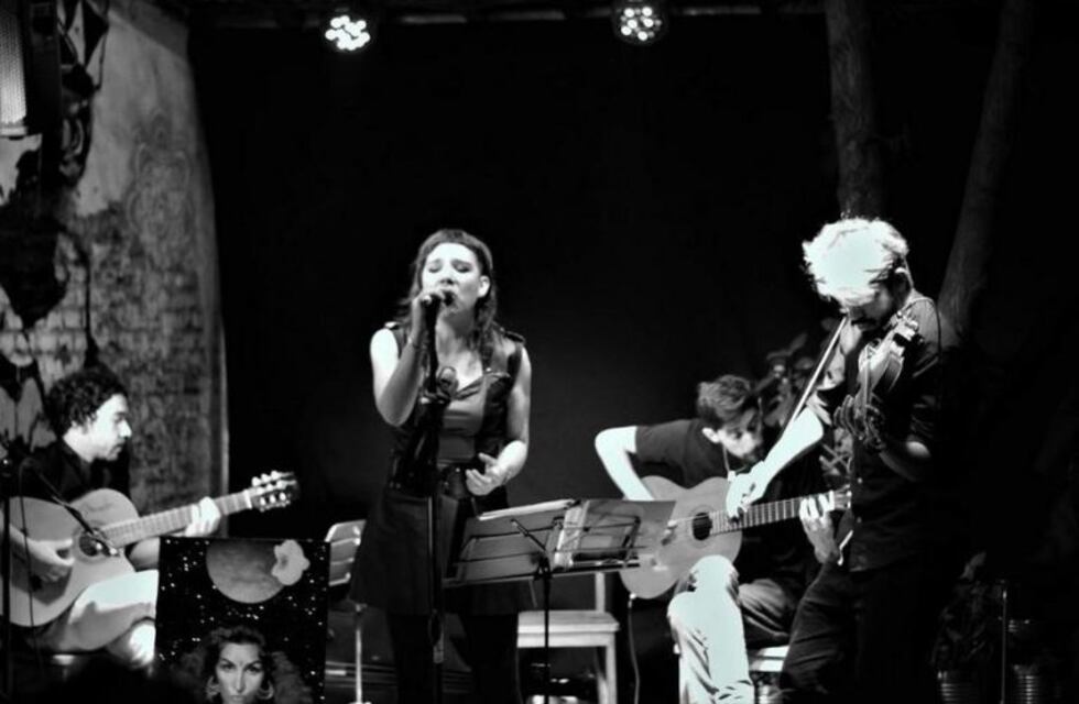 El grupo de tango "Milonga Sin Corte" se presenta en Unquillo