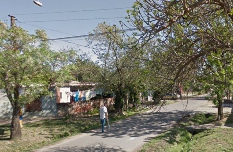 Agredió salvajemente a un joven y luego disparó contra su vivienda