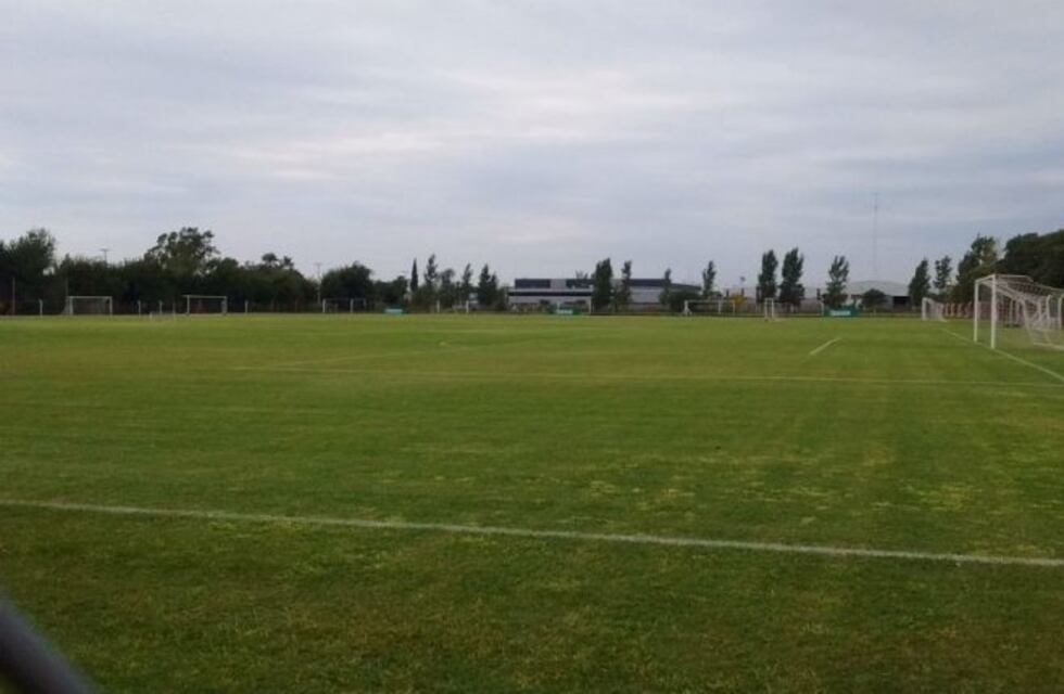Instituto: paro de jugadores y empleados del club