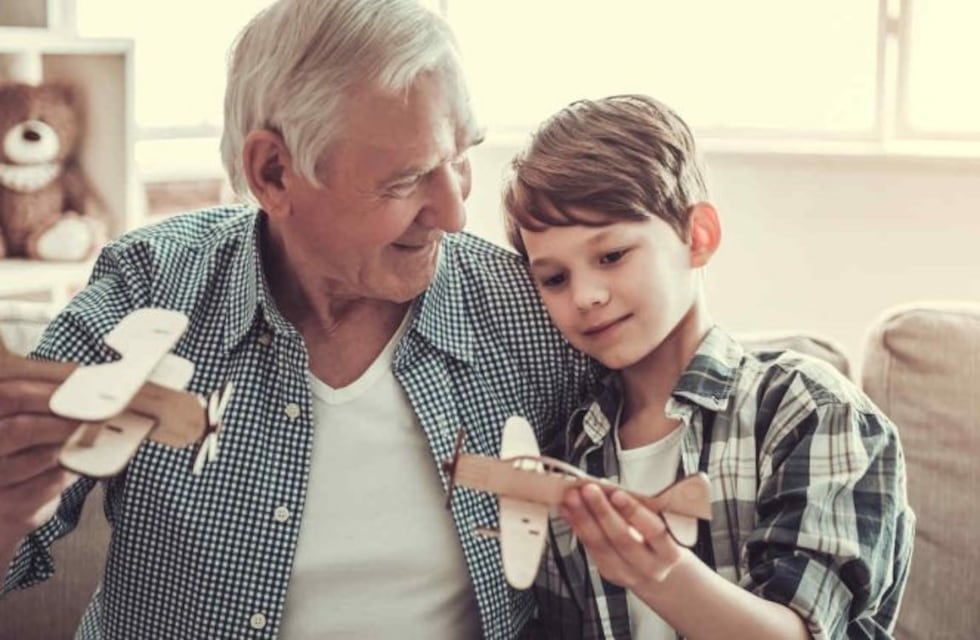 Le pidió el "Minecraft" a su abuelo para Navidad, él entendió mal y le regaló un libro de Hitler