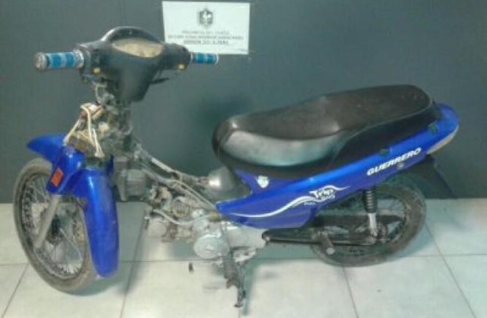 Joven de 23 años discutió con su pareja, la amenazó y se llevó la moto