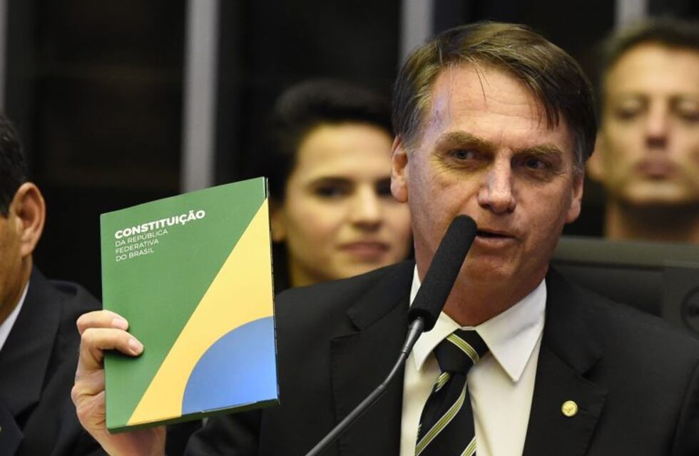 Brasilia blinda su espacio aéreo por la asunción de Bolsonaro