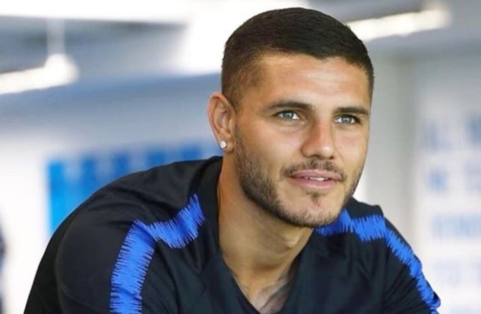 Aseguran que hay fotos de Mauro Icardi rodeado de mujeres en un yate