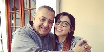 Aimé Belén junto a su papá Luis D'Elía (Facebook)