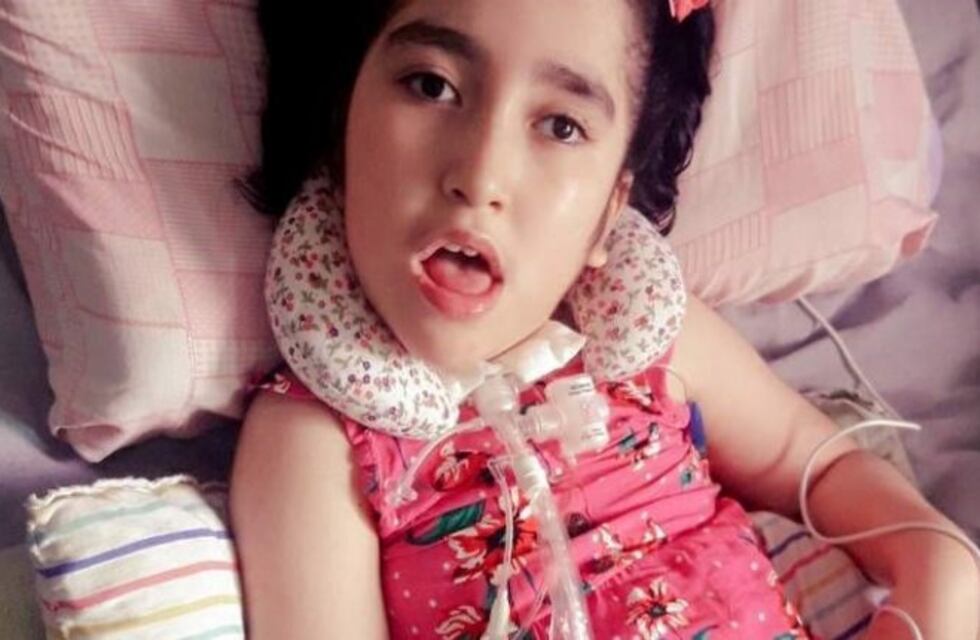Carlita, la nena electrodependiente que sobrevivió al apagón
