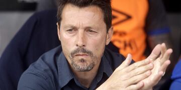 DYN203, BUENOS AIRES 17/09/2016, SAN LORENZO VS\u002E VELEZ SARSFIELD\u002E FOTO: DYN/ALBERTO RAGGIO\u002E buenos aires christian bassedas campeonato torneo primera division 2016 futbol futbolistas partido san lorenzo velez sarsfield