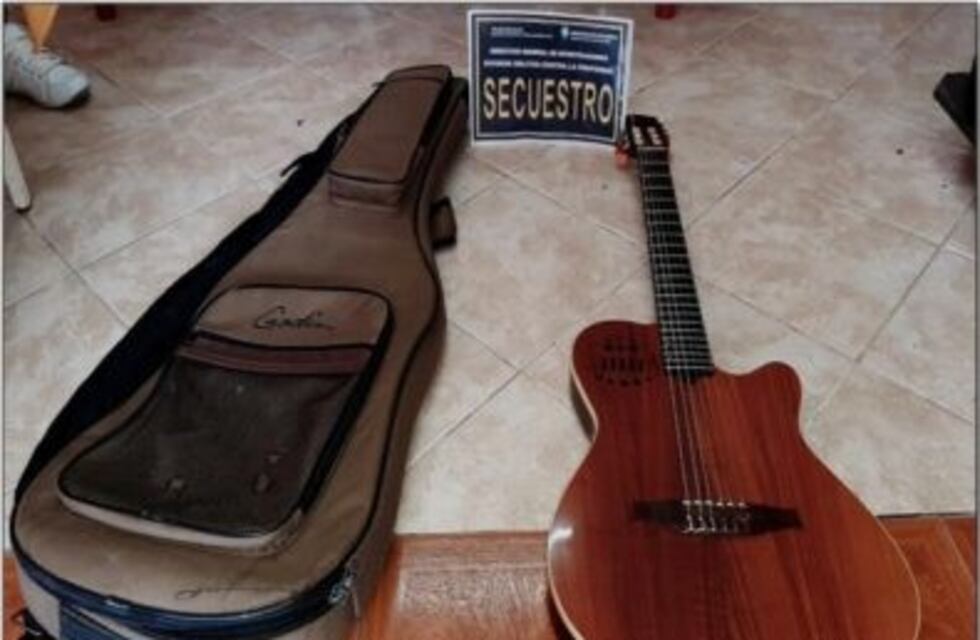 Recuperaron la guitarra de Miguel Toro valuada en 200 mil pesos