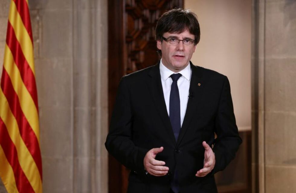 El presidente catalán reclamó un diálogo al gobierno español y criticó al rey Felipe VI