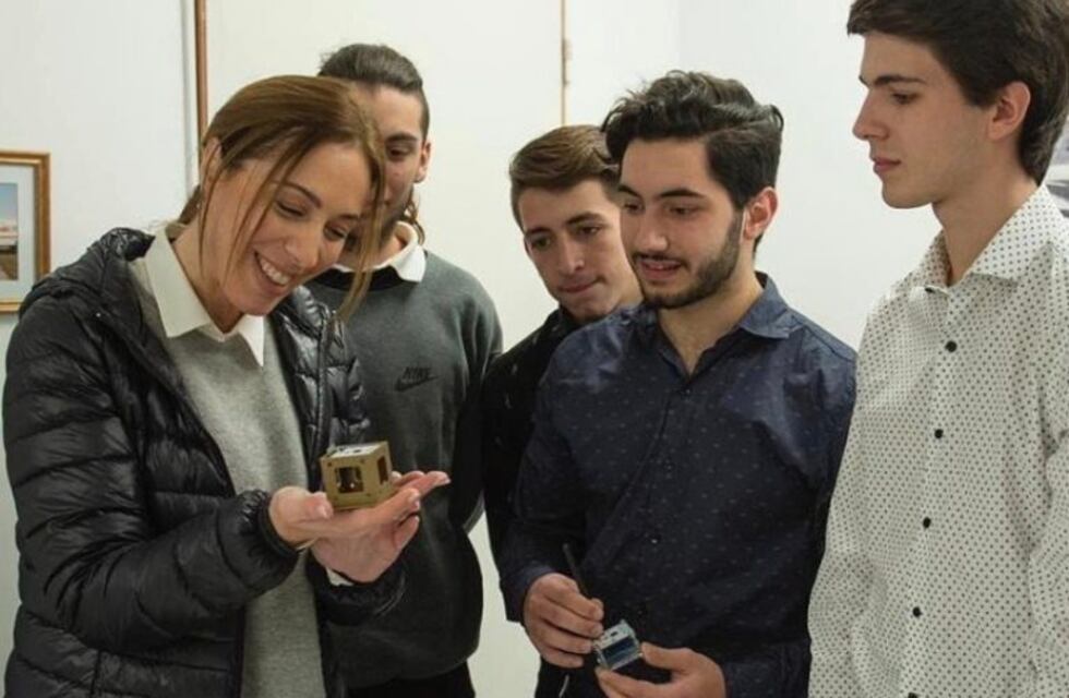 María Eugenia Vidal está en Mar del Plata y visitó alumnos de la ciudad