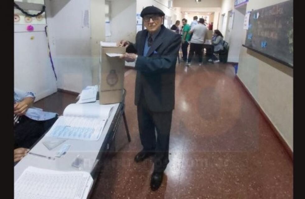 A sus 101 años Saturnino Erro emitió su voto en Gualeguay