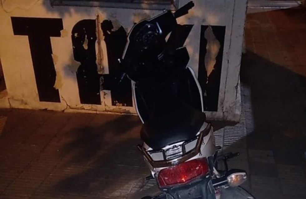 Fueron descubiertos por un vecino cuando robaban una moto