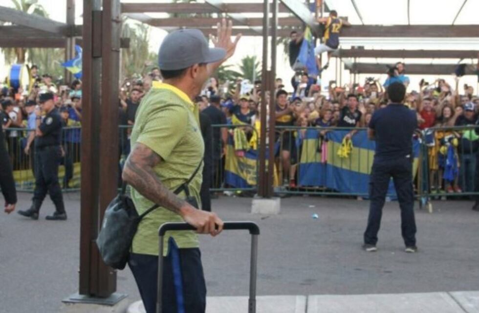 El plantel de Boca llegó a Mendoza con casi cuatro horas de retraso