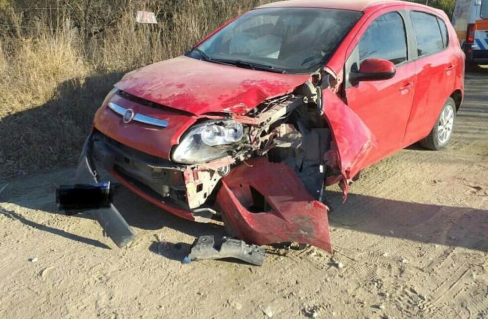 Mujer con heridas leves tras un choque en San Antonio de Arredondo