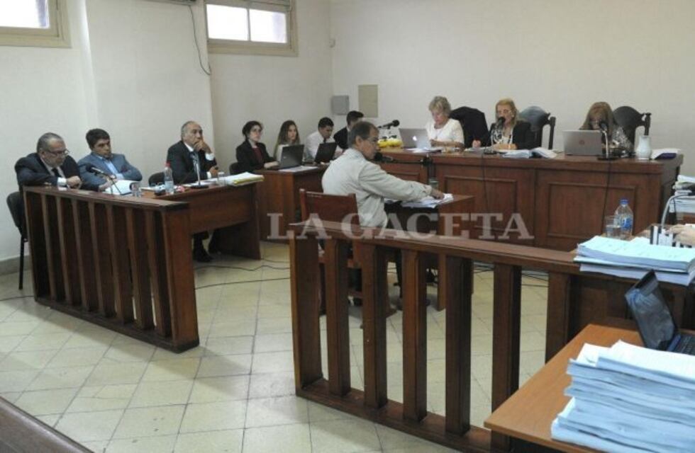 Negaron la incorporación de 31 obras con anomalías en la causa contra Brito