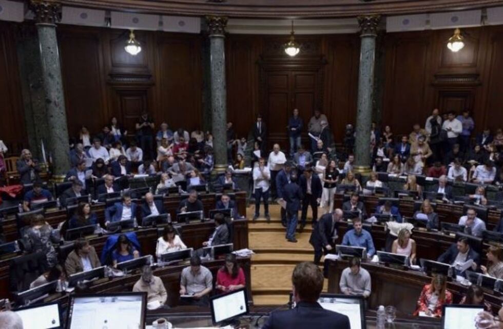 Aprobaron la ley para prevenir violencia de género en las dependencias porteñas estatales