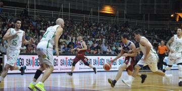 De la mano del ex Atenas, Gerbaudo y de Espinoza, Salta Basket venció a los Verdes\u002E