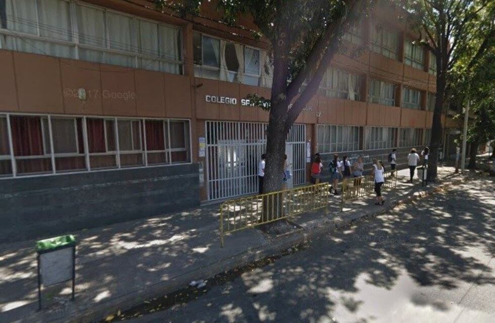 Demoraron a cuatro alumnos de una escuela de zona oeste por falsas amenazas de bomba