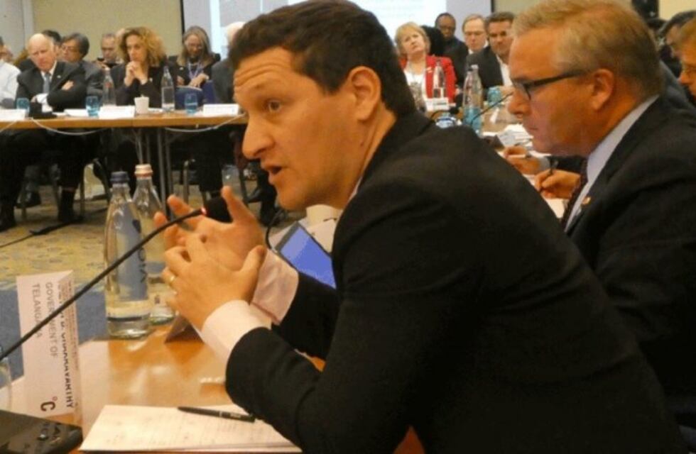 Para el presidente de la EPE "no hay riesgo económico" por los altos salarios del personal jerárquico