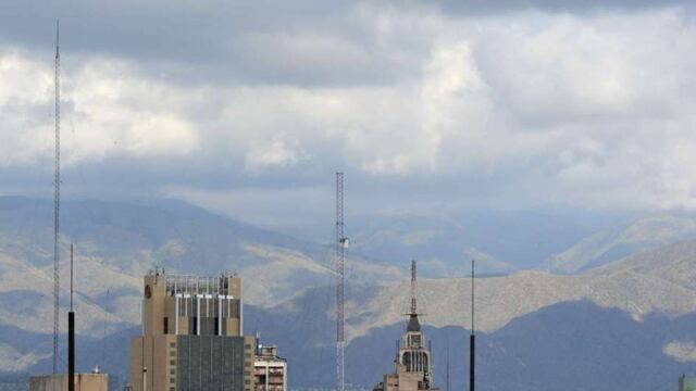 El pronístico para mañana domingo anticipa nublado y frio por la mañana pero a la tarde saldrá el sol y subirá un poco la temperatura. Gentileza Los Andes
