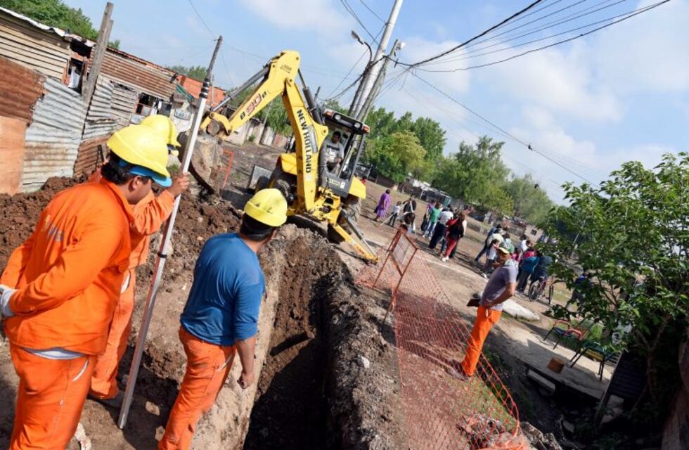 A fin de año estarán en marcha obras para mejorar tres barrios por 160 millones de pesos
