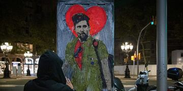Messi, vestido de Che Guevara en las calles de Barcelona (Foto: TyC Sports)