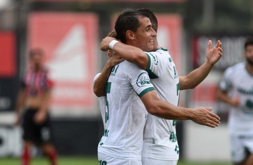 Guillermo Farré sostiene en pie la ilusión de otro ascenso