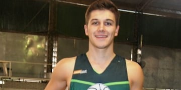 Santiago Ferreyra, base de Barrio Parque\u002E