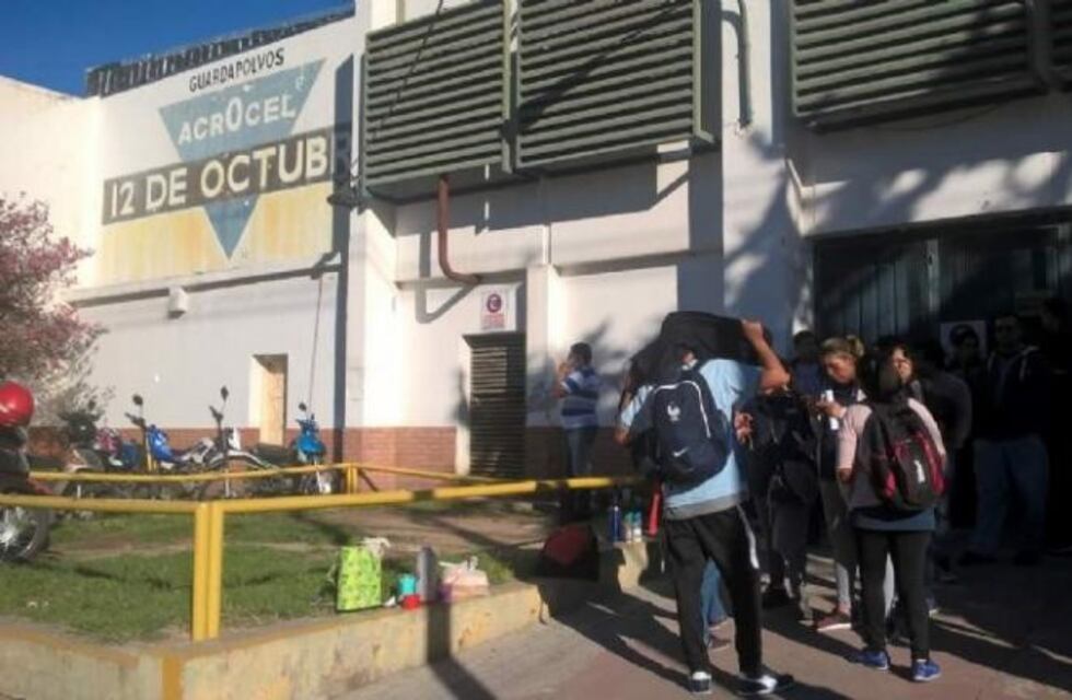 Rivero: "Hice un chequeo y hasta el momento no hay nada oficialmente que indique la fábrica esté cerrada"