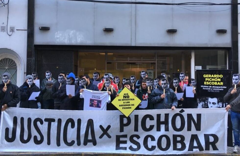 Ante los casos de violencia policial, piden la presencia de Pullaro en el Concejo