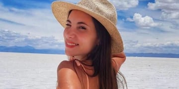 Magui Bravi posó con una malla rosa y cautivó con sus curvas (Foto: Instagram/ @maggiebravi)