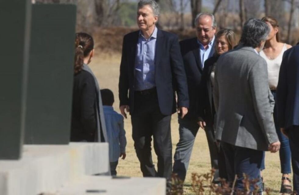 "Trato de no volverme loco", le confesó Macri a una vecina