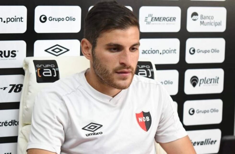 Julián Fernández dijo que no es "insustituible" y destacó la vuelta de Scocco
