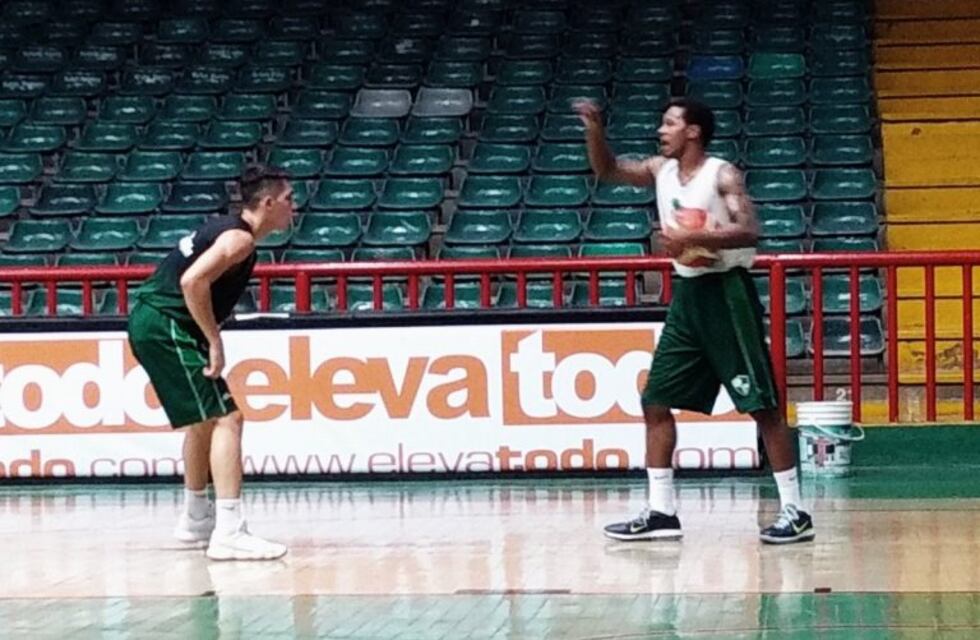 Uno de los americanos ya entrena en Atenas y debuta este martes
