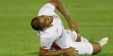 Wanchope Ábila sufrió una distensión muscular ante Vélez y preocupa tanto a Huracán como a Boca\u002E