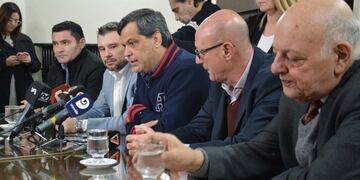 Parés respondió sobre el endeudamiento