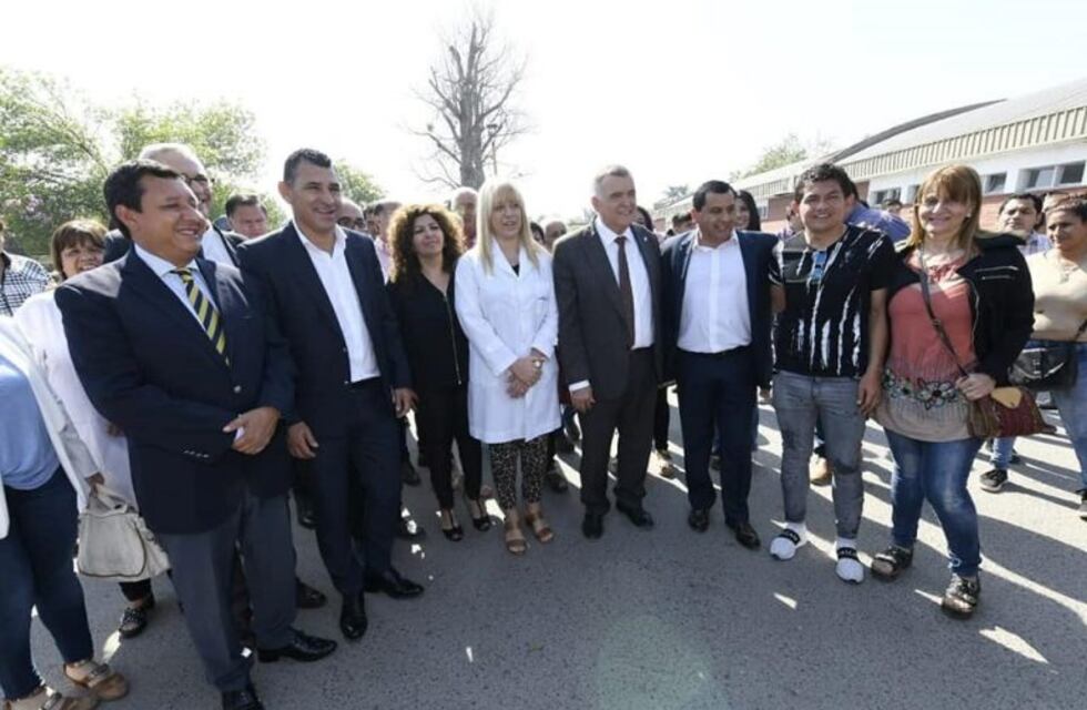 Jaldo y "Pulguita" Rodríguez en el Hospital de Simoca