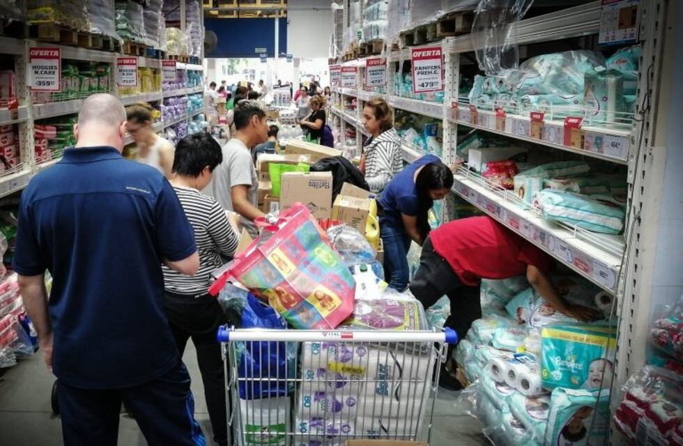 Es oficial: gobernadores e intendentes deberán controlar los precios máximos de referencia