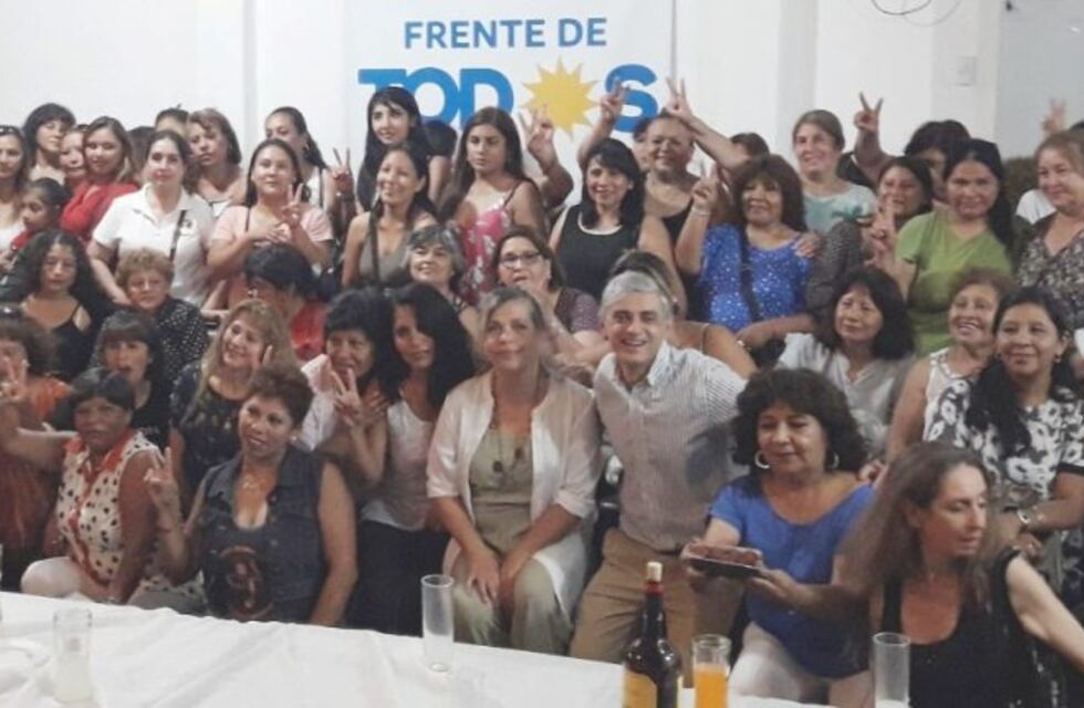 Cálido homenaje a "compañeras militantes del peronismo jujeño"