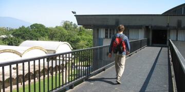 Convocan a postulantes para completar sus estudios en Italia