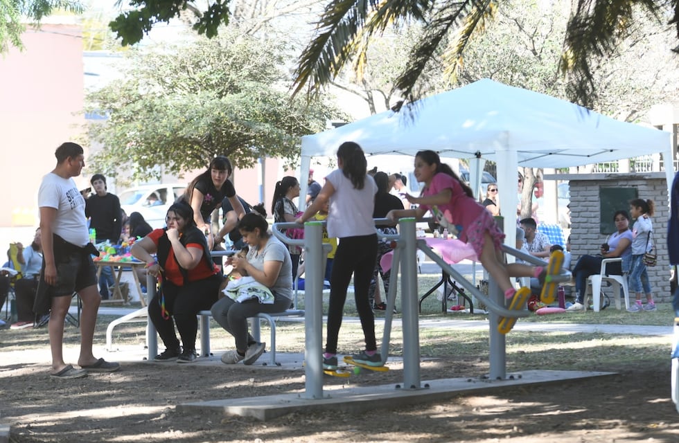 La plaza de barrio Amancay ya tiene sus juegos nuevos