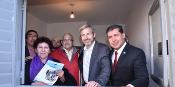 Rogelio Frigerio y Sergio Casas - Entrega de viviendas