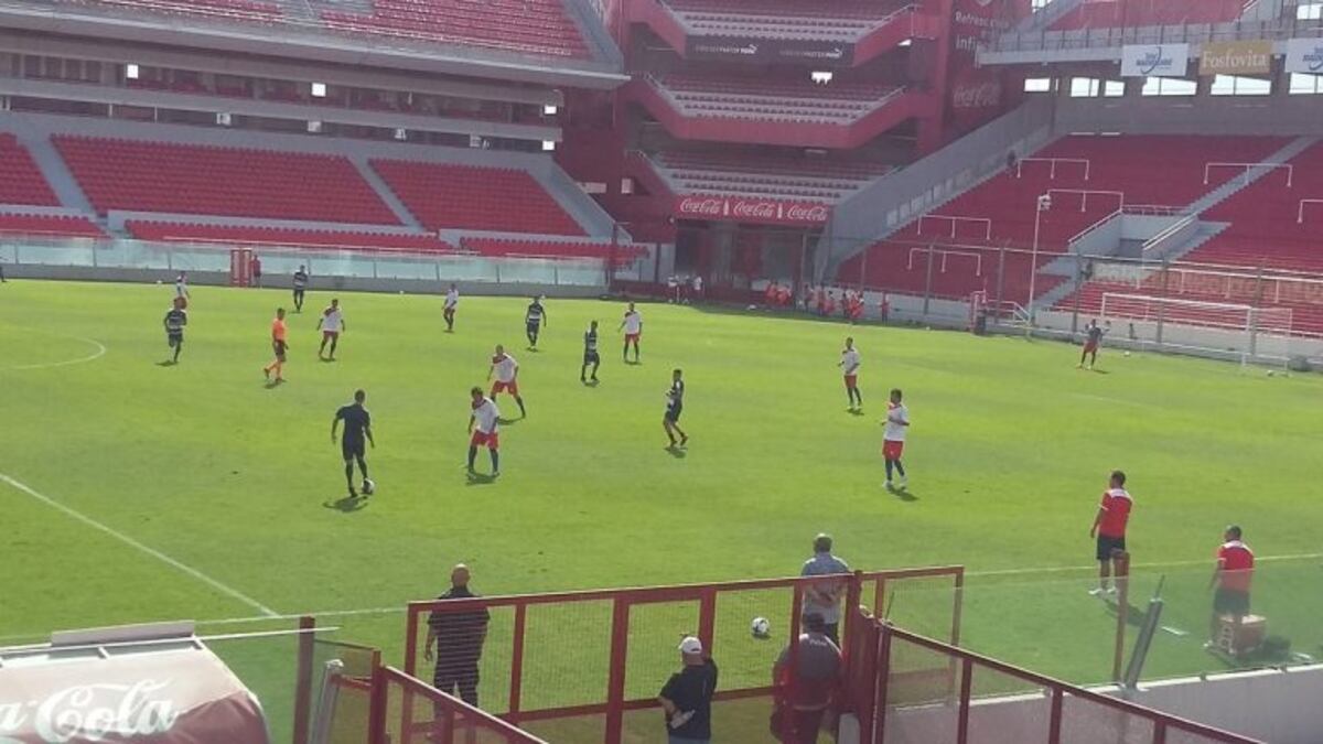 Independiente venciu00f3 a Deportivo Moru00f3n 1-0 con gol de Tagliafico de cabeza.