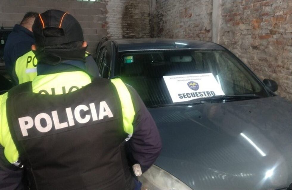 Personal policial detuvieron a uno de los dos delincuentes que asaltaron a una jubilada
