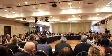 Encuentro en Bariloche de intendentes y legisladores\u002E